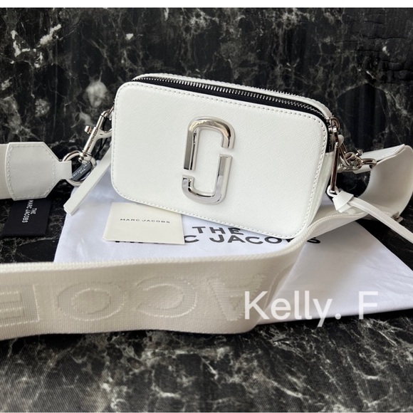 Marc Jacob’s white Purse - Picture 10 of 10